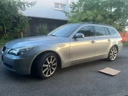 Grau Gebraucht 2004 BMW 530 Kombi | 5.350 € (Etwas zu teuer)