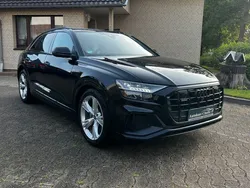 Schwarz Gebraucht 2022 Audi Q8 S-Line SUV | 66.950 € (Fairer Preis)