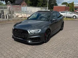 Grau Gebraucht 2019 Audi RS3 Sportback Sport Kleinwagen | 34.500 €