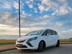 Weiß Gebraucht 2014 Opel Zafira Tourer Van / Kleinbus | 4.000 € (Guter Preis)