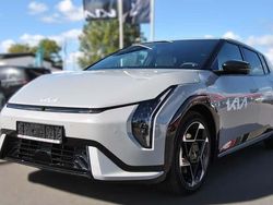 Wolfgrau metallic Neu 2025 Kia EV4 GT-Line Kleinwagen | 47.263 € (Fairer Preis)