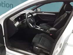 Weiß Gebraucht 2023 VW Passat GTE Kombi | 32.749 € (Fairer Preis)