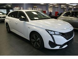 Weiß Gebraucht 2022 Peugeot 308 SW Allure Kombi | 18.980 €