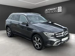 Graphitgrau (metallic) Gebraucht 2021 Mercedes GLC300e Exclusive SUV | 32.040 € (Fairer Preis)