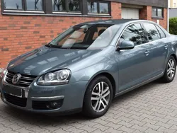 Grau Gebraucht 2006 VW Jetta Sportline Limousine | 2.600 € (Fairer Preis)