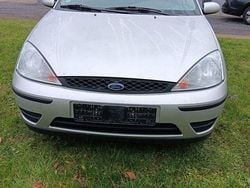 Silber Gebraucht 2004 Ford Focus Ambiente Kombi | 1.850 € (Fairer Preis)