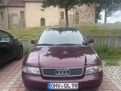 Rot Gebraucht 1997 Audi A4 Limousine | 1.500 € (Guter Preis)