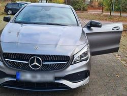 Grau Gebraucht 2018 Mercedes 250 AMG line Coupé | 22.200 € (Superpreis)