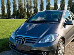 Grau Gebraucht 2009 Mercedes A180 Avantgarde Van / Kleinbus | 4.700 € (Etwas zu teuer)