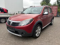 Orange Gebraucht 2009 Dacia Sandero Stepway Kleinwagen | 2.590 € (Guter Preis)
