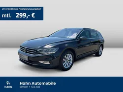 Deep black perleffekt Gebraucht 2023 VW Passat Business Kombi | 31.830 € (Superpreis)