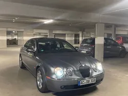 Grau Gebraucht 2005 Jaguar S-Type Executive Limousine | 9.600 €