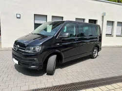 Schwarz Gebraucht 2016 VW T6 Trendline Van | 27.699 € (Teuer)