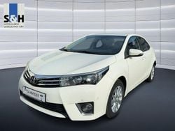 Weiß Gebraucht 2015 Toyota Corolla Life+ Limousine | 12.690 € (Guter Preis)