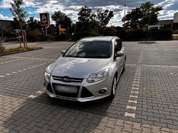 Silber Gebraucht 2013 Ford Focus Kombi | 5.200 € (Fairer Preis)
