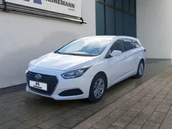 Pure white Gebraucht 2017 Hyundai i40 Classic Kombi | 13.450 € (Fairer Preis)