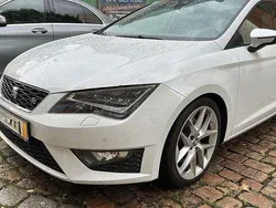 Weiß Gebraucht 2015 Seat Leon FR Limousine | 10.999 € (Fairer Preis)