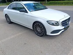 Weiß Gebraucht 2019 Mercedes E200 Avantgarde Limousine | 26.300 € (Fairer Preis)