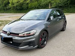 Grau Gebraucht 2017 VW Golf VII GTI Limousine | 22.200 € (Fairer Preis)