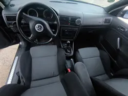 Blau Gebraucht 2002 VW Golf IV Ocean Limousine | 700 € (Fairer Preis)