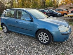 Blau Gebraucht 2005 VW Golf V Limousine | 1.650 € (Guter Preis)