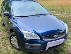 Blau Gebraucht 2005 Ford Focus Kombi | 1.150 € (Etwas zu teuer)