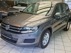 Grau Gebraucht 2014 VW Tiguan Trendline SUV | 10.980 € (Superpreis)