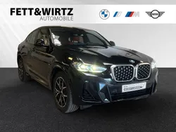 Saphirschwarz Gebraucht 2025 BMW X4 Efficient Dynamics SUV | 55.880 € (Guter Preis)