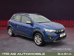 Ironblau (metallic) Gebraucht 2023 Dacia Sandero Stepway Limousine | 17.470 € (Etwas zu teuer)