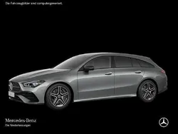Grau Gebraucht 2024 Mercedes CLA200 Shooting Brake AMG Kombi | 33.990 € (Fairer Preis)