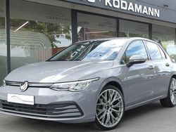 Grau Gebraucht 2020 VW Golf VII Life Limousine | 20.870 € (Fairer Preis)