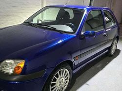 Blau Gebraucht 2000 Ford Fiesta Sport Limousine | 2.800 € (Etwas zu teuer)