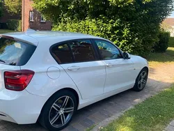 Weiß Gebraucht 2011 BMW 116 Kleinwagen | 3.900 € (Fairer Preis)