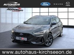 Magneticgrau (metallic) Gebraucht 2024 Ford Focus ST-Line Kombi | 23.850 € (Superpreis)