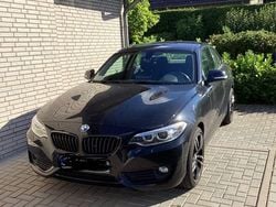 Schwarz Gebraucht 2016 BMW 220 Sport Line Coupé | 12.650 € (Guter Preis)