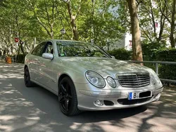 Gebraucht 2002 Mercedes E240 Limousine | 6.799 € (Etwas zu teuer)