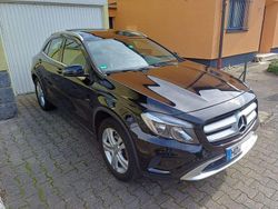 Schwarz Gebraucht 2016 Mercedes GLA200 SUV | 18.950 € (Guter Preis)