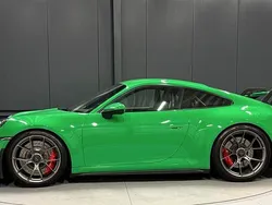 Grün Gebraucht 2021 Porsche 992 | 169.970 €