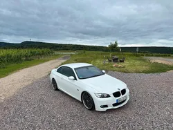 Weiß Gebraucht 2009 BMW 335 Cabriolet Performance Cabrio | 22.000 € (Teuer)