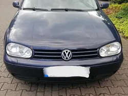 Blau Gebraucht 2003 VW Golf IV Kleinwagen | 1.500 € (Fairer Preis)