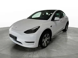 Weiß metallic Gebraucht 2022 Tesla Model Y Long Range RWD SUV | 51.460 €