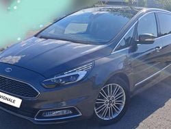 Grau Gebraucht 2018 Ford S-MAX Vignale Van / Kleinbus | 18.900 € (Fairer Preis)