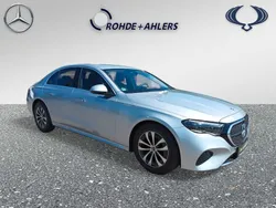 Hightechsilber metallic (metallic) Gebraucht 2023 Mercedes E220 Advanced Plus Limousine | 48.449 € (Fairer Preis)