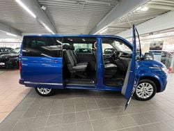 Ravennablau Gebraucht 2020 VW Caravelle Highline Van / Kleinbus | 37.999 € (Teuer)