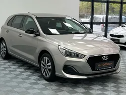 Weiß Gebraucht 2020 Hyundai i30 YES! Limousine | 13.999 €