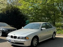 BMW 525