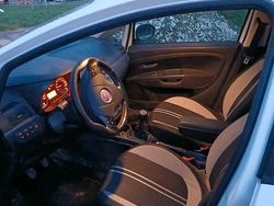 Weiß Gebraucht 2009 Fiat Grande Punto Sport Kleinwagen | 2.000 € (Fairer Preis)