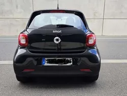 Schwarz Gebraucht 2019 Smart ForFour Passion Limousine | 7.800 €
