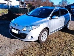 Silber Gebraucht 2011 Renault Mégane III Limousine | 3.500 € (Guter Preis)