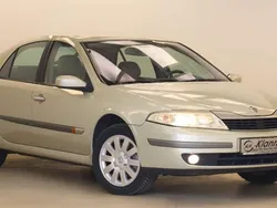 Grau Gebraucht 2003 Renault Laguna II Limousine | 2.299 € (Etwas zu teuer)